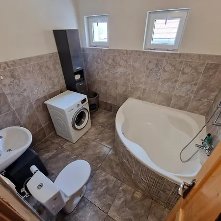 Lindina דירה Komárno